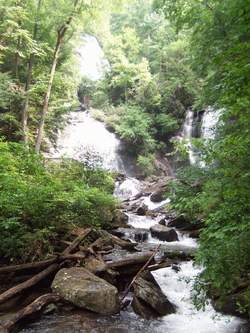 Anna Ruby Falls